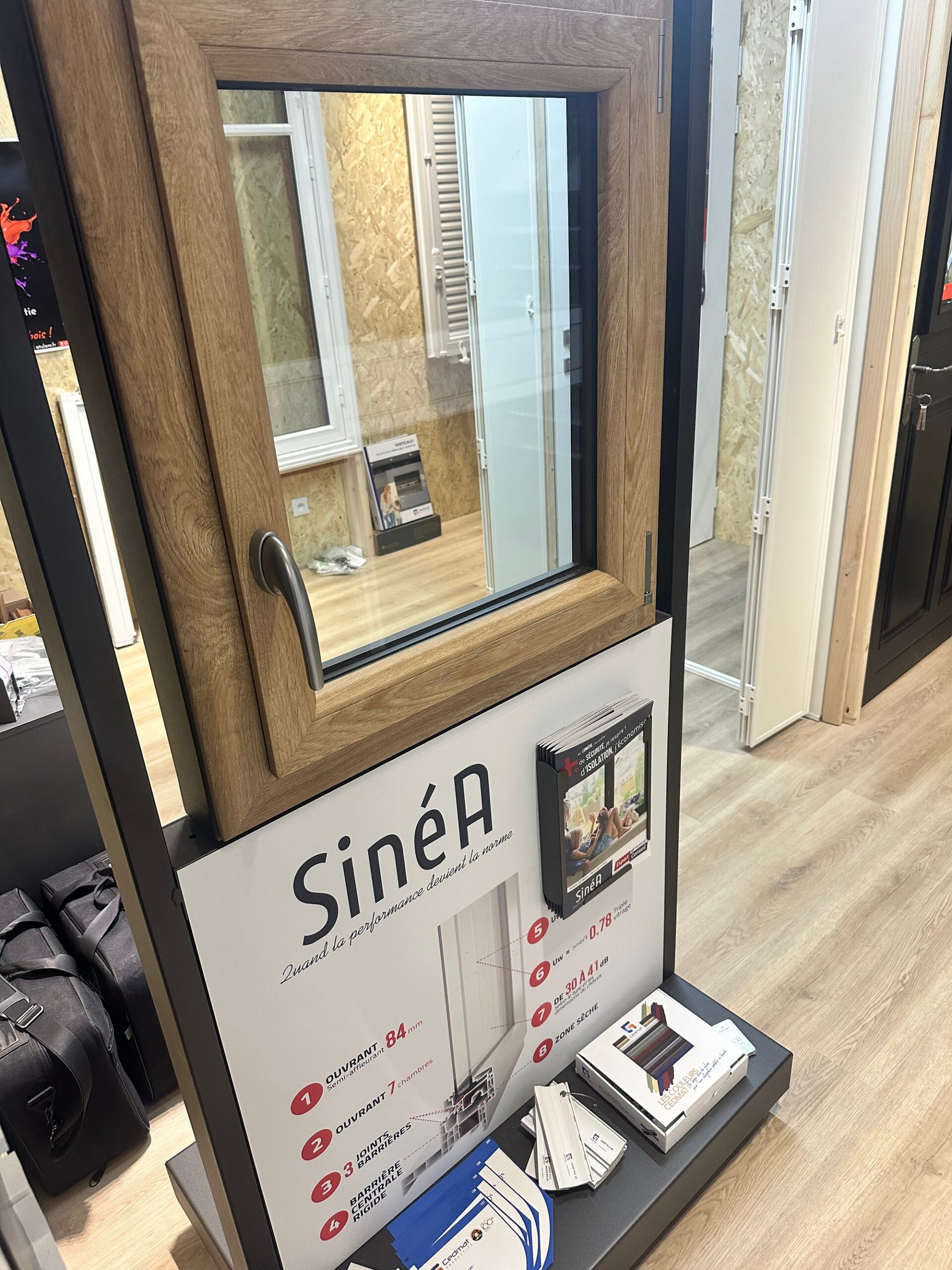 propose-lesmenuisiers-notre-showroom-2